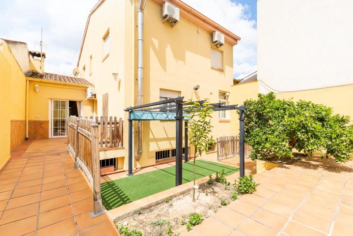 Casa En venta en Olivares, Moclin photo 0