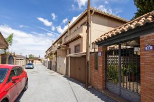 Casa adosada en Cajar, a un paso de Granada photo 0