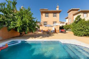 Venta de chalet independiente en Huétor Vega (Granada) photo 0