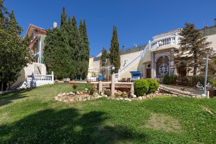 PRECIOSA VIVIENDA EXCLUSIVA EN EL SERRALLO photo 0