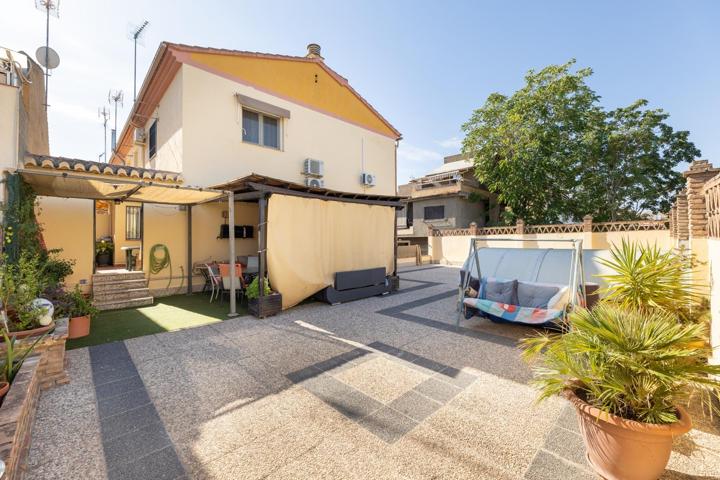 ¡VIVIENDA EN ESQUINA EN LAS GABIAS! photo 0