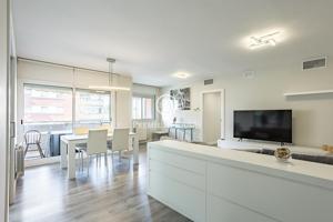 Amplia y soleada vivienda en venta en la zona de Mas Lluí photo 0
