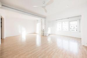 Luminoso piso a la venta en la Bonanova photo 0