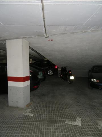 Parking En venta en Sant Antoni, Barcelona photo 0