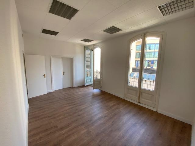 OFICINAS EN LA CALLE PELAYO photo 0