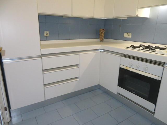 PISO DE 3 HABITACIONES Y DOS BAÑOS EN LA CALLE TAMARIT photo 0