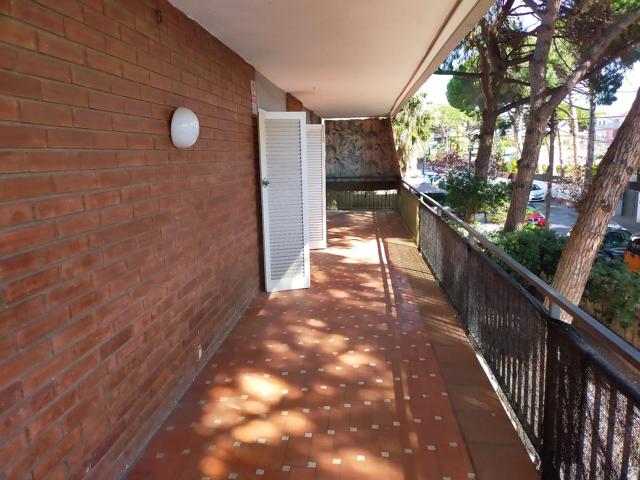 PRECIOSO APARTAMENTO EN LA ZONA DE GRAN.VIA MAR CASTELLDEFELS photo 0