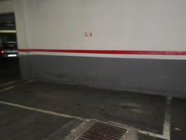 PLAZA DE PARKING EN ALQUILER PARA COCHE MEDIANO EN LA CALLE CALABRIA photo 0