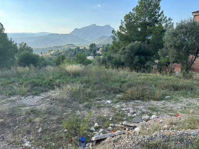 Parcela de 1.800m2 Olesa De Montserrat photo 0