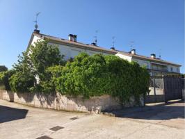 Casa adosada en venta en Carcedo de Burgos photo 0
