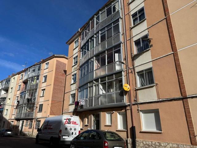 Piso en venta en Gamonal-Capiscol(09007) photo 0