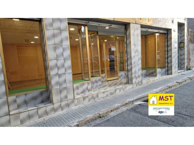 LOCAL COMERCIAL EN VENTA EN NAVÀS photo 0