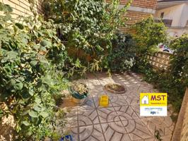 CASA ESQUINERA DE PLANTA BAJA Y CON GARAJE EN VENTA EN NAVÀS photo 0