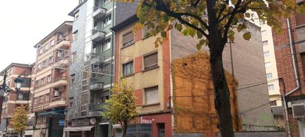 Unifamiliar En venta en Antiguo, Oviedo photo 0