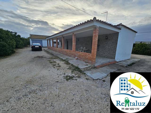 OPORTUNIDAD! 15500 M2! CASA Y NAVE EN PARCELA URBANIZABLE! photo 0