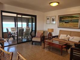 Exclusivo apartamento frente al mar en Mareny Blau photo 0