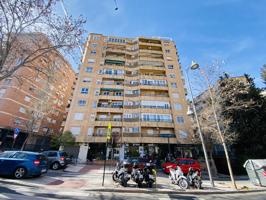 ALQUILER! Piso de 3 dormitorios en Av. Cervantes. photo 0