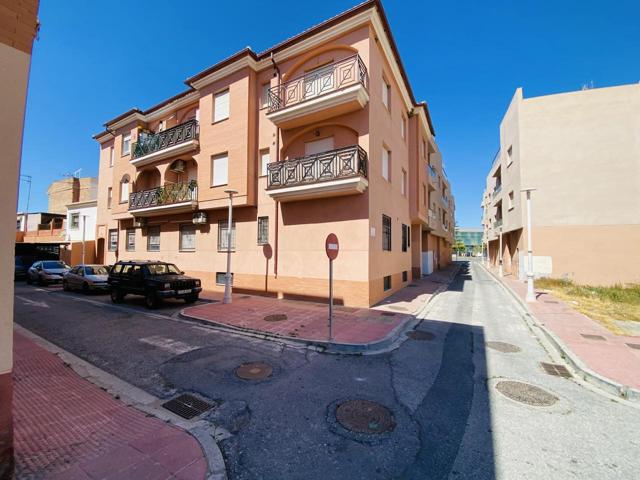 Piso de 2 dormitorios en Motril playa (junto al Auditorio Juan Carlos Garvallo) photo 0