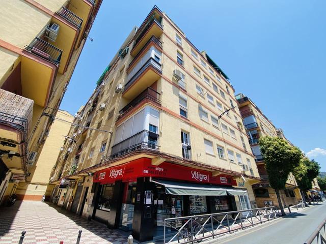 Piso de 3 dormitorios en Ribera del Genil- Figares. photo 0
