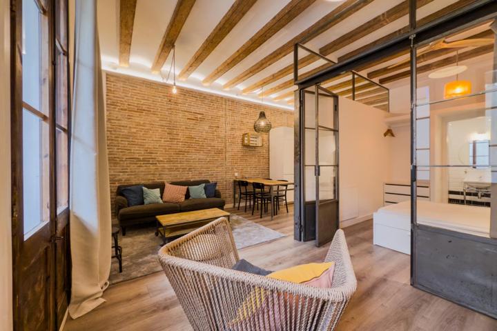 Piso totalmente reformado en el corazón de Barcelona photo 0
