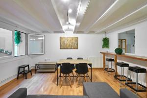 Piso de 3 habitaciones en finca clásica – ubicación privilegiada en el Gòtic photo 0
