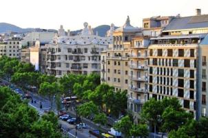 Piso para reformar con terraza en finca clásica del Cuadrat d'Or – Eixample Dreta photo 0
