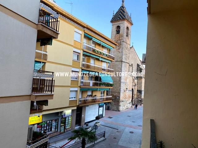Piso en venta en Lucena de 92 m2 photo 0