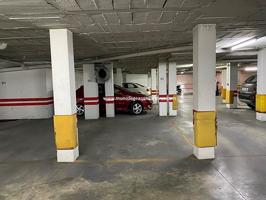 Plaza De Parking en venta en Lucena de 12 m2 photo 0