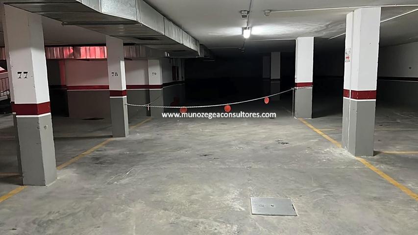 Plaza De Parking en alquiler en Lucena de 12 m2 photo 0