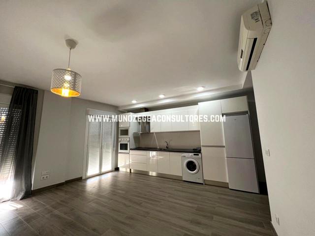 Piso en venta en Lucena de 80 m2 photo 0