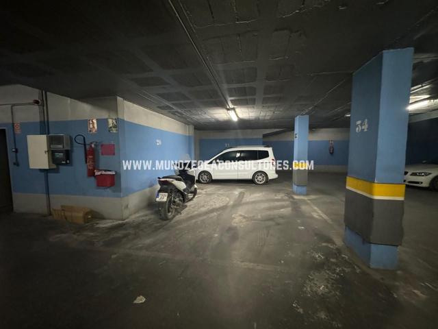Plaza De Parking en alquiler en Lucena de 12 m2 photo 0