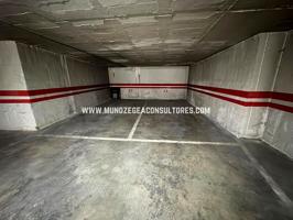 Plaza De Parking en venta en Lucena de 13 m2 photo 0