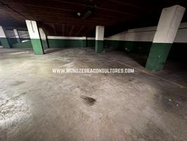 Plaza De Parking en venta en Lucena de 11 m2 photo 0
