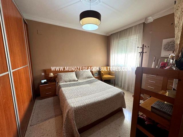 Piso en venta en Lucena de 99 m2 photo 0