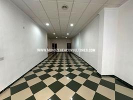 Local en alquiler en Lucena de 90 m2 photo 0