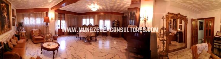 Piso en venta en Lucena de 231 m2 photo 0