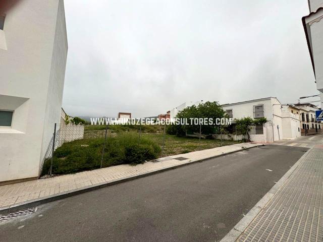 Terreno en venta en Lucena de 166 m2 photo 0