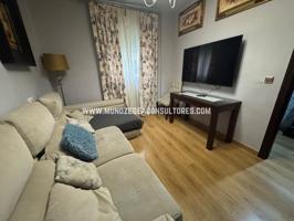 Piso en venta en Lucena de 95 m2 photo 0