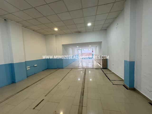 Local en alquiler en Lucena de 170 m2 photo 0