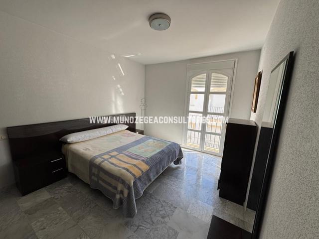Piso en venta en Lucena de 70 m2 photo 0