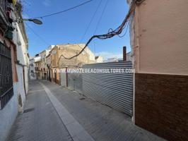 Terreno en venta en Lucena de 301 m2 photo 0