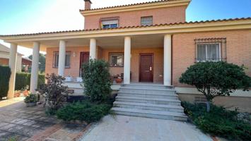 VILLA LA NUCIA URBANIZACIÓN COBLANCA photo 0