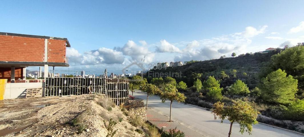 TERRENO DE 500 M2 PARA CONSTRUIR UN CHALET EN FINESTRAT. photo 0