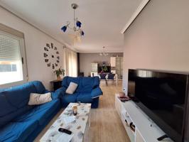 EN VENTA ESPECTACULAR CHALET INDEPENDIENTE EN LA NUCIA photo 0