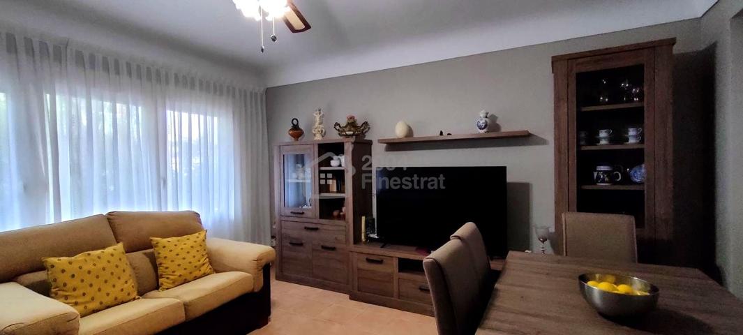 PISO DE 3 HABITACIONES REFORMADO CERCA DE LA PLAYA DE BENIDORM. photo 0