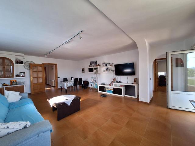 SE VENDE ESPECTACULAR CHALET EN LA NUCIA photo 0