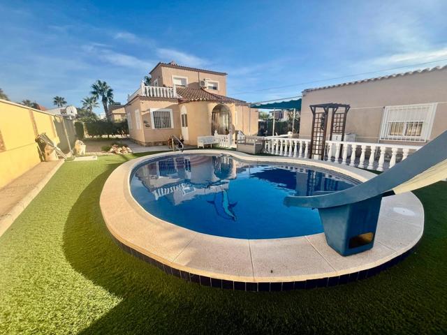 ENORME VILLA CON GRAN PARCELA Y PISCINA PRIVADA EN SAN LUIS!! photo 0