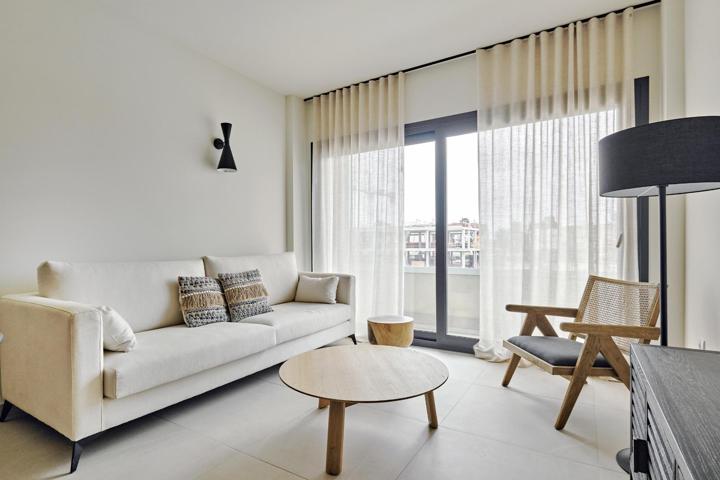 MAGNÍFICO ÁTICO DE LUJO EN RESIDENCIAL DE OBRA NUEVA A POCOS METROS DEL MAR!! photo 0