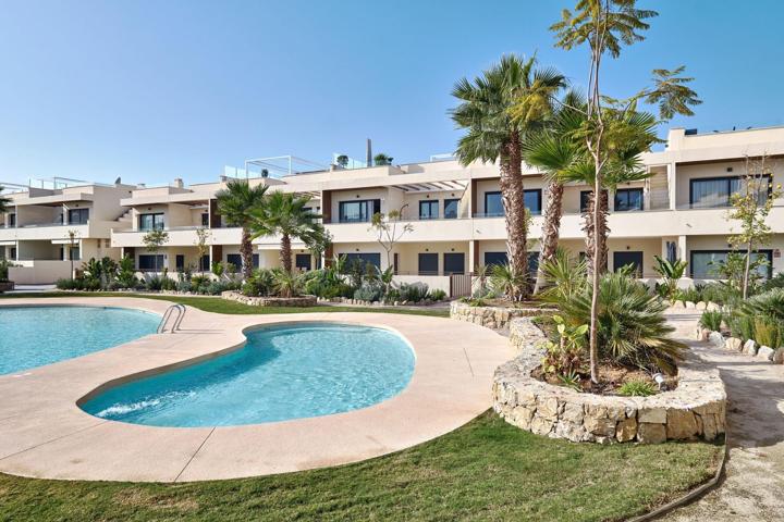 MAGNÍFICO ÁTICO DE LUJO EN RESIDENCIAL DE OBRA NUEVA A POCOS METROS DEL MAR!! photo 0