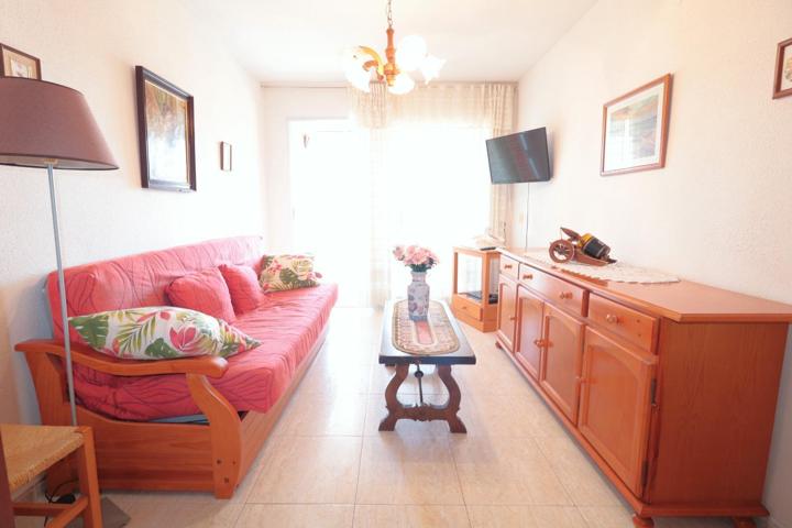 AMPLIO APARTAMENTO DE 3 DORMITORIOS CON PISCINA A SOLO 300 METROS DE LA PLAYA! photo 0